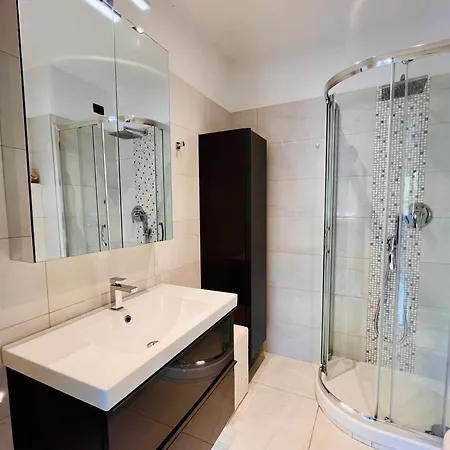 La Loggia Sul Mare Lejlighed