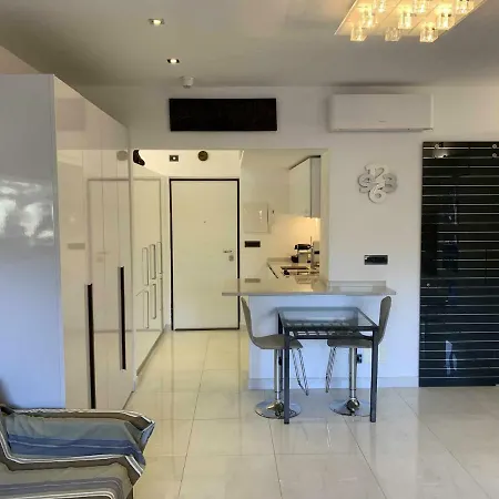 La Loggia Sul Mare Lejlighed *